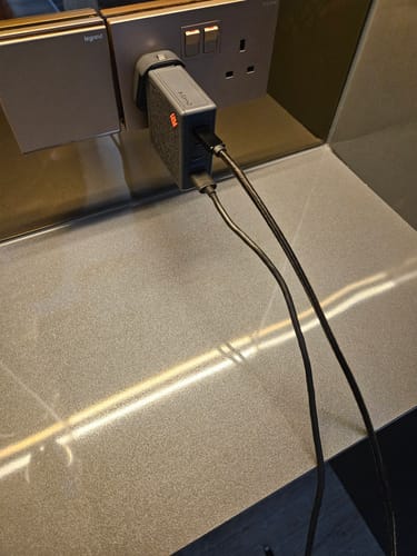 Customer photo review of 65W USB C GaN Charger