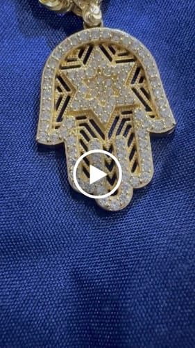 Customer video review of *NEW* 14K Hand Pendant ZC JTJ™