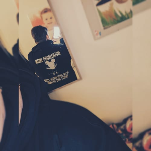 Customer photo review of PROBLEMZONE Rückendruck Unisex Hoodie