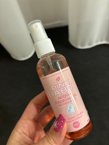 Customer photo review of Acqua profumata viso corpo e capelli