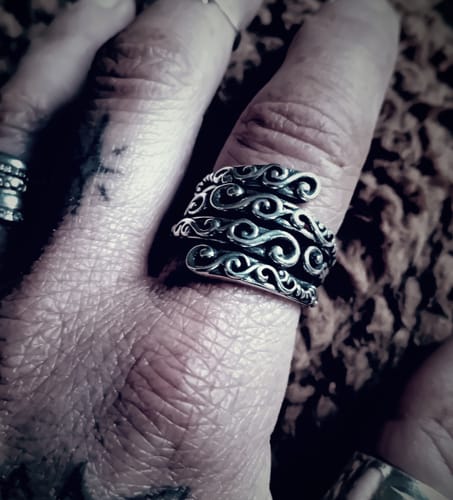 Customer photo review of Carolyn Pollack Southwestern Style Sterling Silver Decorated Coil Ring For Women