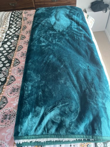 Customer photo review of Waterproof Splash blanket™ - Emerald Green The OG