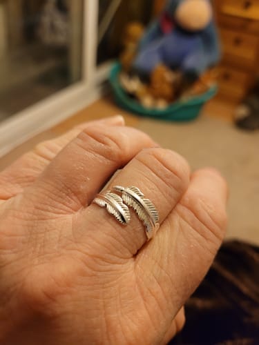 Customer photo review of Feather From An Angel Ring