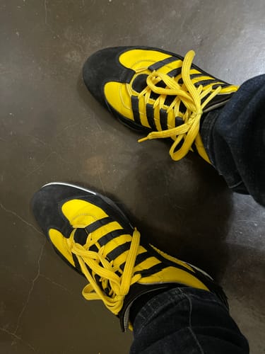 Customer photo review of Men's Racing Sneaker in High-Octane Yellow (Bright Yellow and Black)