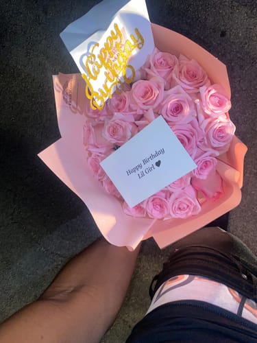 Customer photo review of Pink Rose Bouquet
