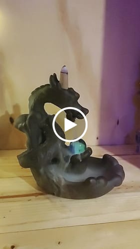 Customer video review of Porta Incienso Dragón + 10 Inciensos Especiales