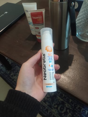Customer photo review of Neobrella SC (Sebum control gel) (SPF 40 and PA +++)