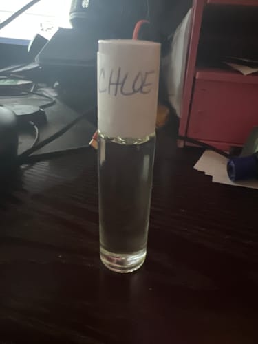 Customer photo review of Chloe Roll on Fragrance