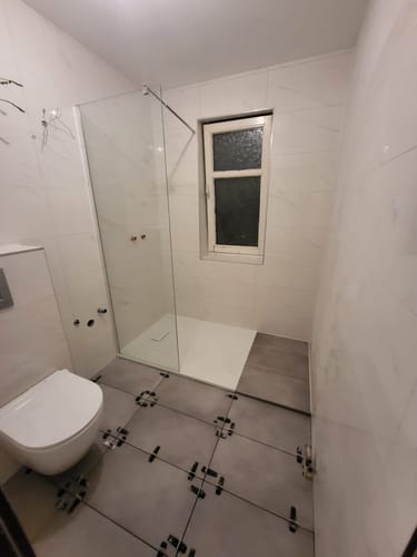 Customer photo review of SONNI Walk In Duschabtrennung Duschwand Nano Klarglas Glasstärke 8mm Breite 70-120cm