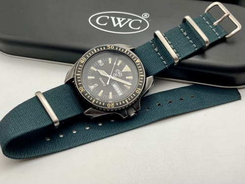 Customer photo review of Plain Color Variant Mafia Strap 18, 20, 22mm