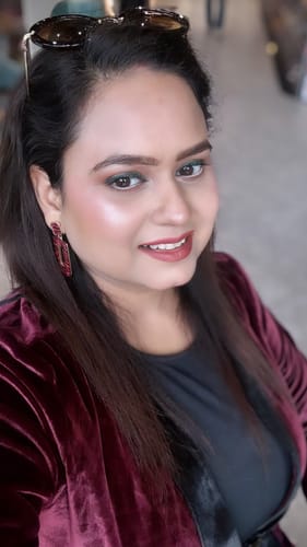 Customer photo review of CMC MATTE FOUNDATION - Perfect Canvas for your make-up