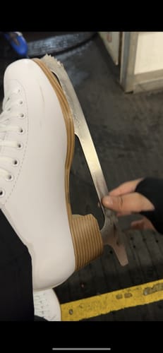 Customer photo review of Jackson JC200 Classic Figure Ice Skates - White