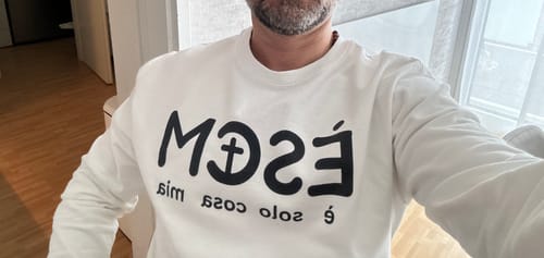 Kundenbewertung mit Foto zu ÈSCM - Unisex Sweatshirt