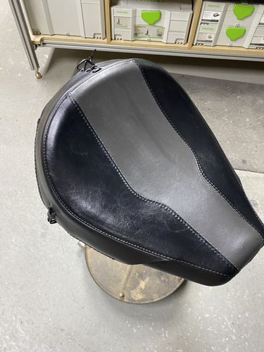 Customer photo review of Clyde’s Leather Recoloring Balm