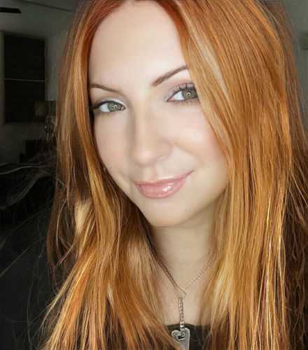 Customer photo review of lip gloss peaceful