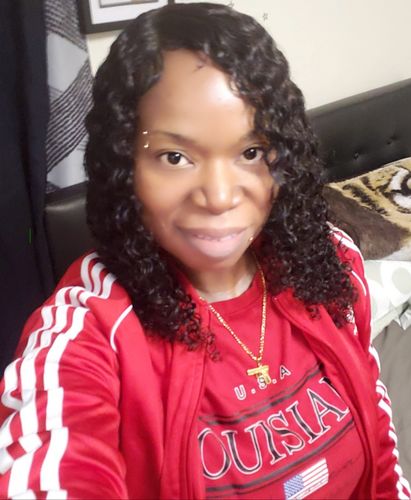 Customer photo review of Wavymy More Affordable Kinky Curly T Part Wigs 13x4x1 Lace Part Human Hair Wigs