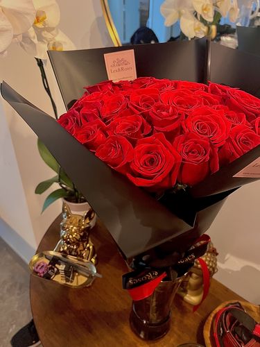 Customer photo review of Red Rose Bouque - Valentines