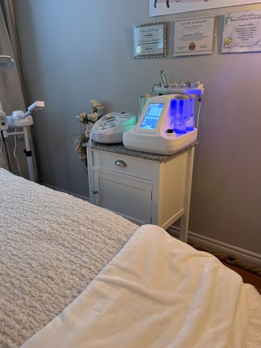 Customer photo review of 6 in 1 Hydrafacial Machine for Skin Rejuvenation