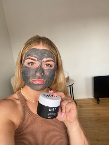 Customer photo review of 2 IN 1 DETOXIFYING EXFOLIATING MASK – CHARCOAL CLAY