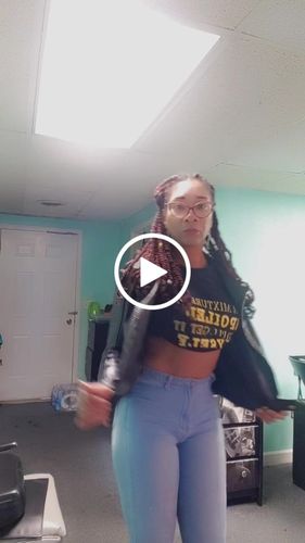 Customer video review of 3rd Eye Cropped Moto Jacket (PREORDER ESTIMATED SHIP DATE 12/19/22-12/20/22)
