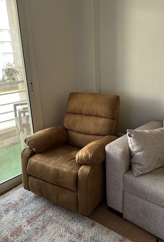 Customer photo review of Razy- Lazy Boy Chair