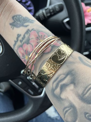 Customer photo review of 15mm Kiele Heirloom Bangle