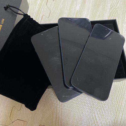 Customer photo review of The Baffling Phones by TCC & Conan Liu