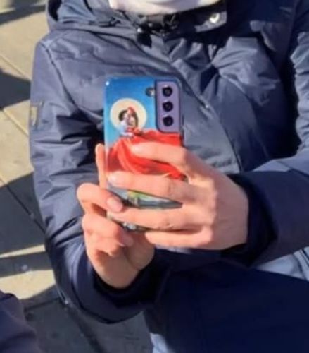 Customer photo review of LOVE IS A ROSE