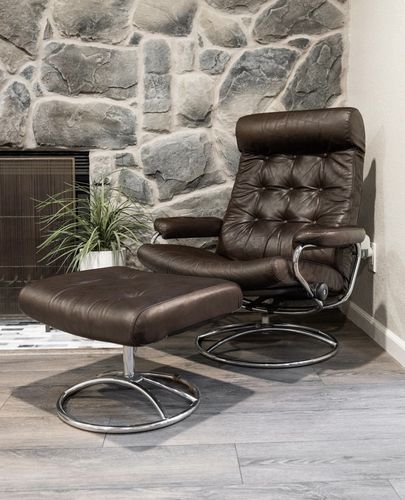 Customer photo review of Clyde’s Leather Recoloring Balm