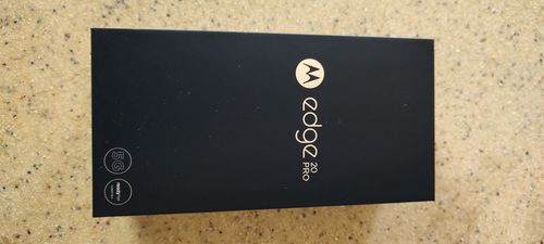Customer photo review of Motorola Edge 20 Pro 256GB/12GB RAM (XT2153-1) GSM Unlocked International Version (New)