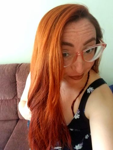 Reseña con foto de un cliente sobre Pack 3 Hennas Jamila BAQ Premium - Cobrizo Intenso y Duradero 🔥 👩🏼🦰