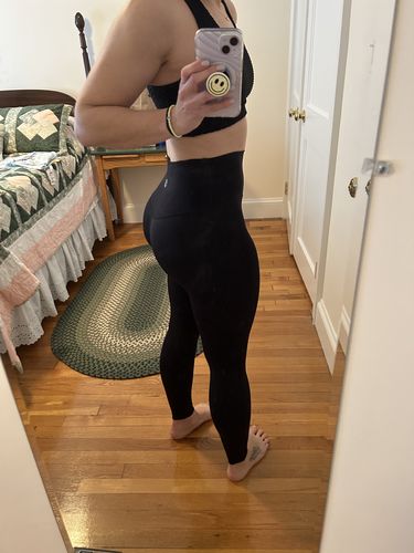 Customer photo review of Salty Savage Ladies High Rise Spliced Smile Legging | Miami Performance | Black
