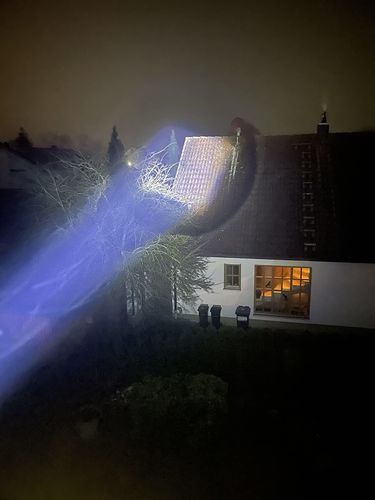 Customer photo review of GJEMAX Taschenlampe LED 10.000 Lumen