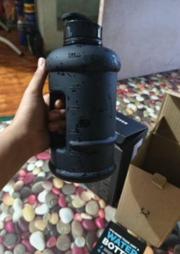 Customer photo review of 1.5L Oversized Bottle with Flip Cap