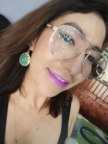 Customer photo review of Aretes bohemios azules