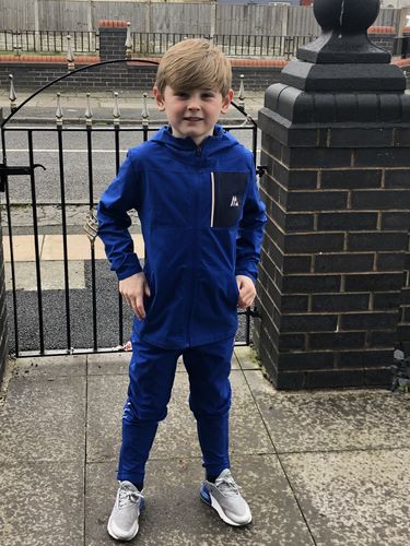 Customer photo review of Junior Fly Hood - Persian Blue