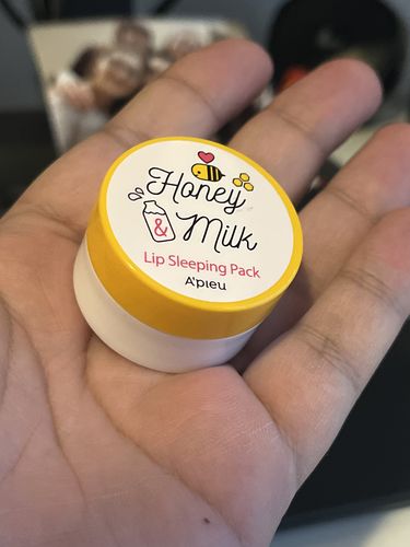 Customer photo review of A'PIEU - Honey & Milk Lip Sleeping Pack 6.7g