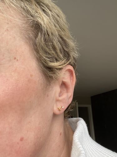 Customer photo review of Molto Kiss Stud Earrings