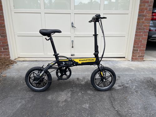 Customer photo review of Swagtron EB5 Pro Plus Folding Electric Bike