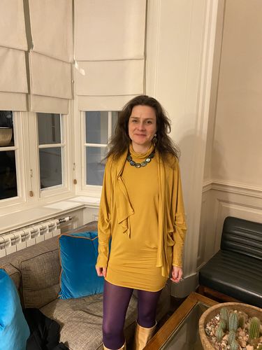 Clare R. review of Bamboo Raglan Top With Scarf Tibetan Yellow image 1 out of 1