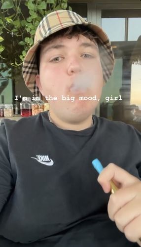 Customer photo review of BURBERRY Check pattern bucket hat