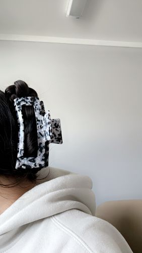 Customer photo review of XL Dreamy Claw Clip