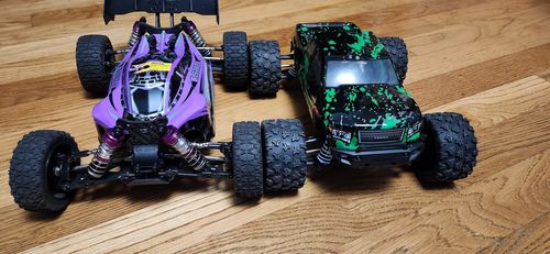 Customer photo review of Rlaarlo 1/14 Brushless Buggy, 80+ KMH RTR,RLR-14006P