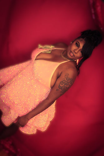 Customer photo review of Yasmin | Pink