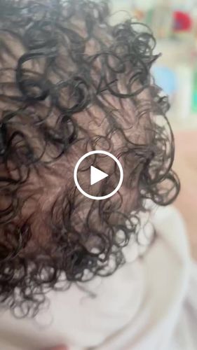 Customer video review of Kid's Super healthy Hair kit