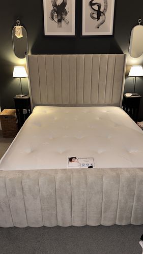 Customer photo review of Lynx Wing Bed