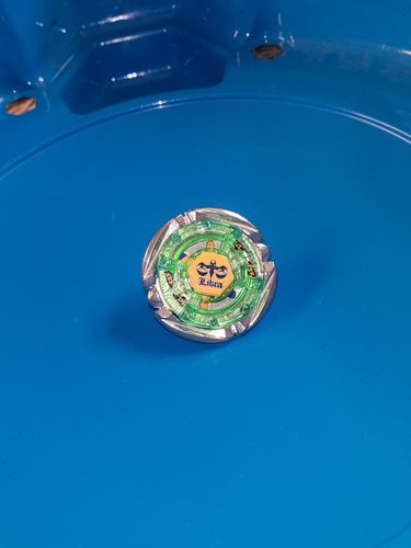 Customer photo review of Takara Tomy Flame Libra Beyblade BB-48 T125ES Metal Fusion