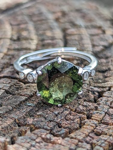 Customer photo review of 2Pc Lot 3.00ct Moldavite Oval 9x7mm Commercial Quality Faceted | Green Color Natural Gemstone
