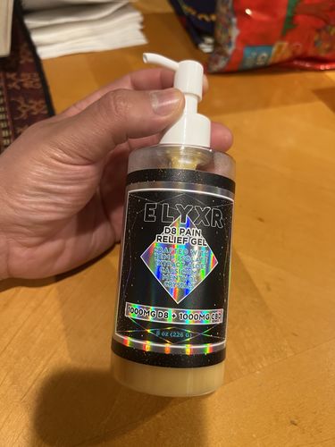 Customer photo review of Delta 8 & CBD Pain Relief Gel