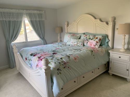 Customer photo review of Bebejan Rose on Misty Green 100% Cotton 230 Thread Count 5-Piece Reversible Comforter Set